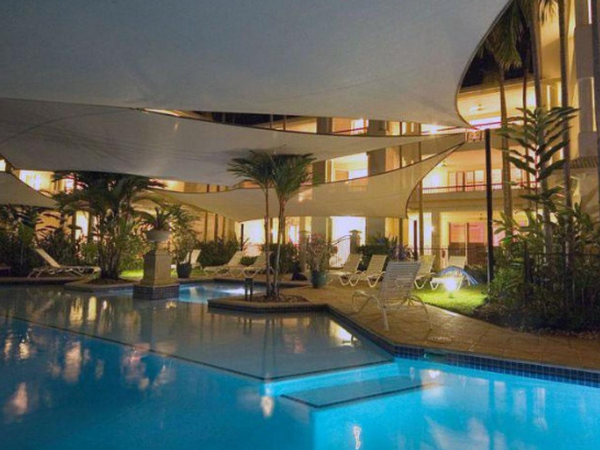Mandalay Luxury Beachfront Apartments Port Douglas Exteriör bild