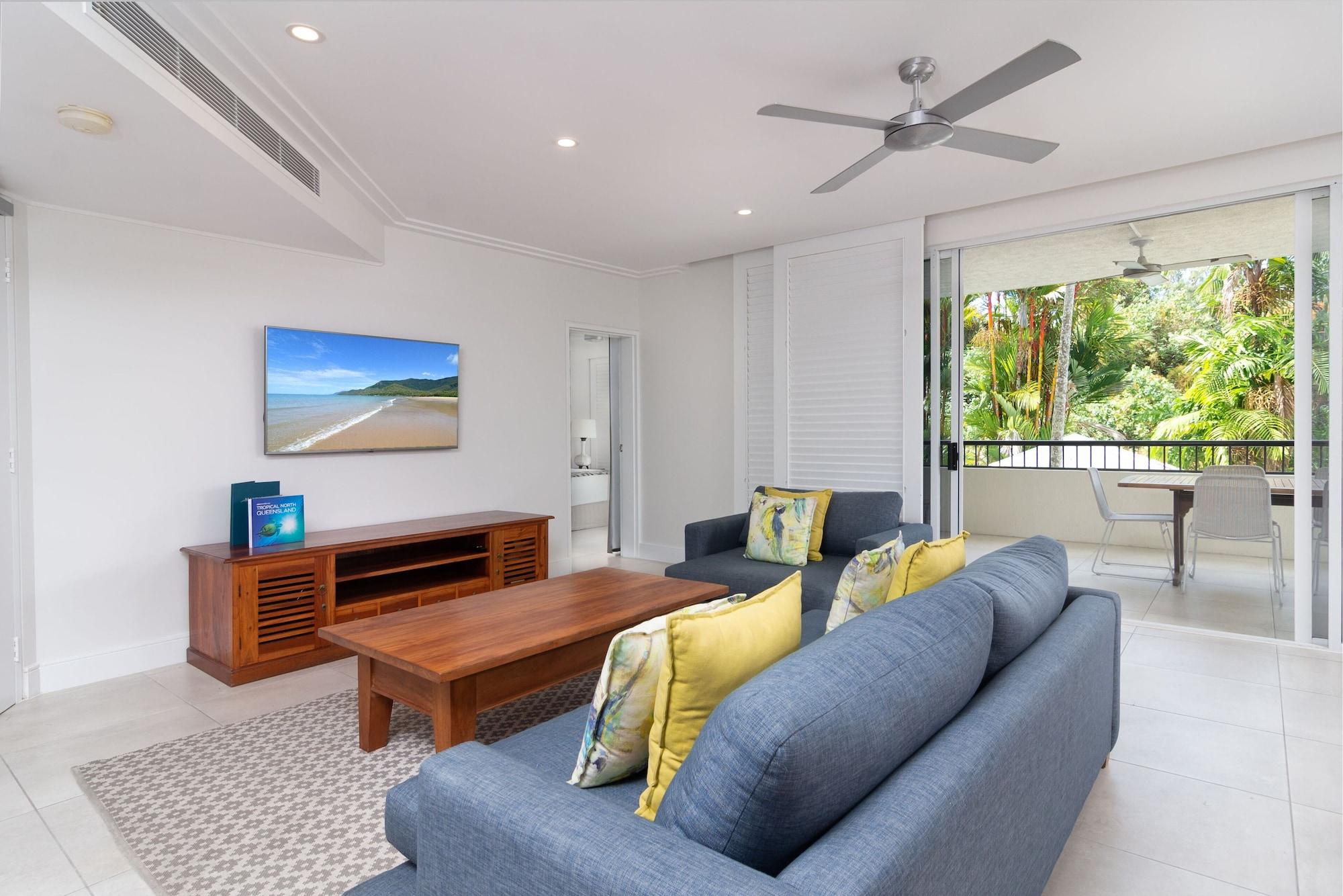 Mandalay Luxury Beachfront Apartments Port Douglas Exteriör bild